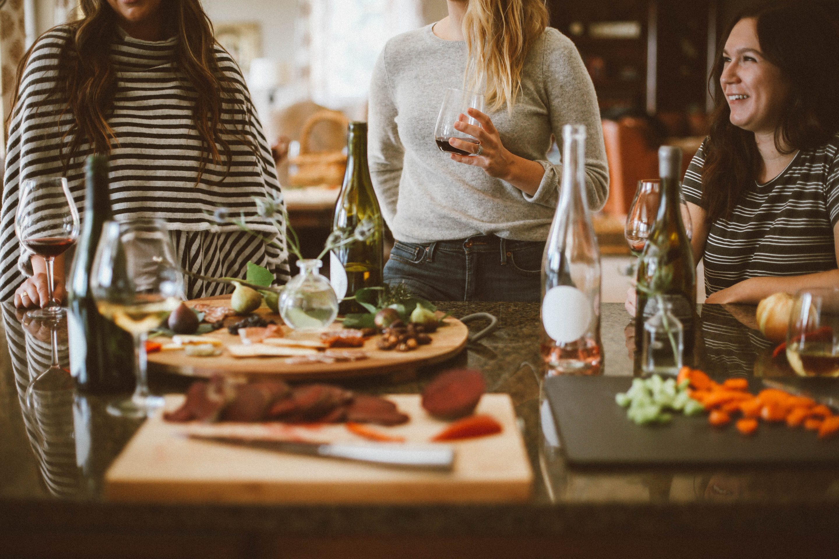 If you are sober, staying that way during this holiday can be very difficult. Here are some tips on how to stay sober during the Thanksgiving holiday: